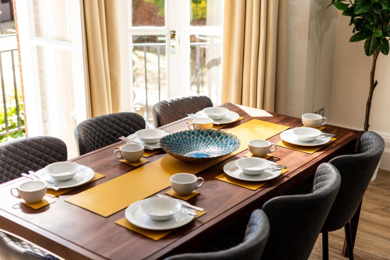 3 Bedroom Garden Apartment Opposite The Beach Brighton Bagian luar foto