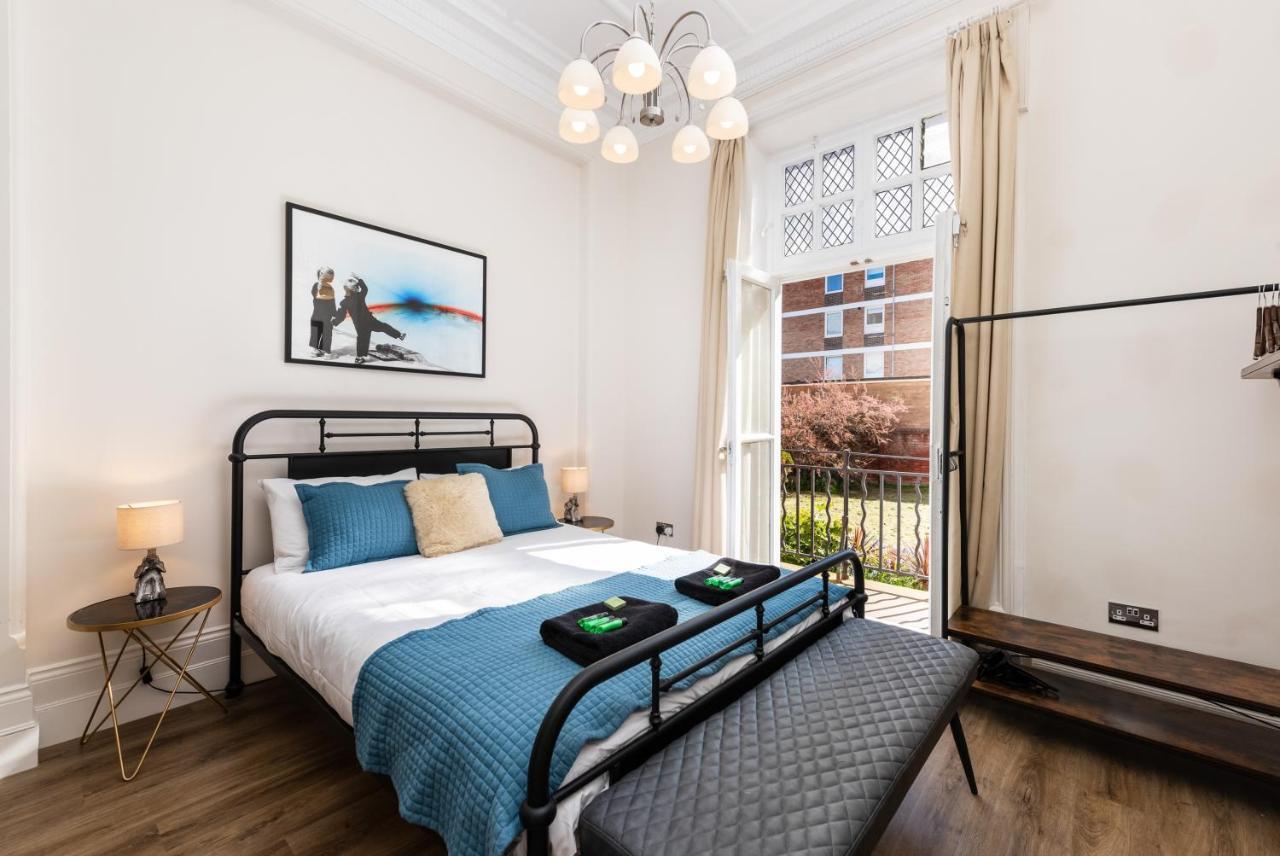 3 Bedroom Garden Apartment Opposite The Beach Brighton Bagian luar foto