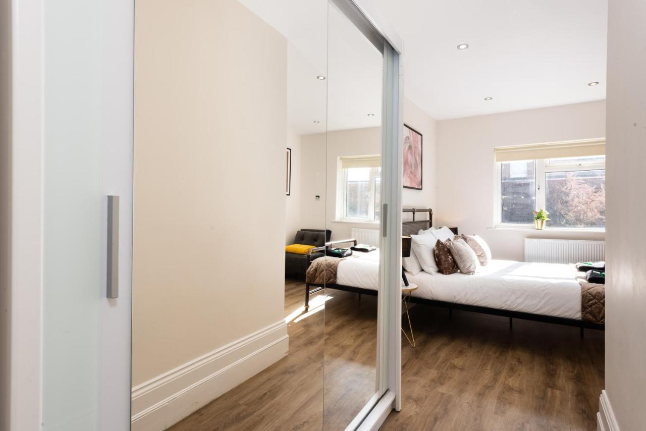3 Bedroom Garden Apartment Opposite The Beach Brighton Bagian luar foto