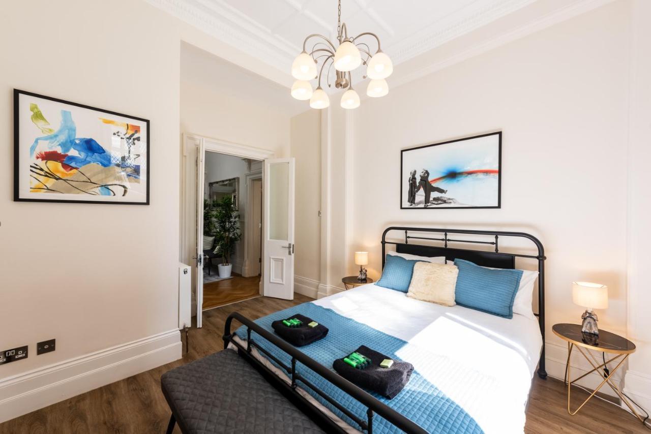 3 Bedroom Garden Apartment Opposite The Beach Brighton Bagian luar foto