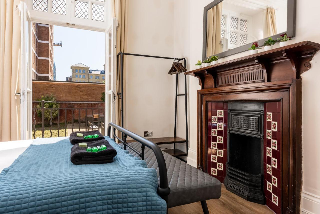 3 Bedroom Garden Apartment Opposite The Beach Brighton Bagian luar foto