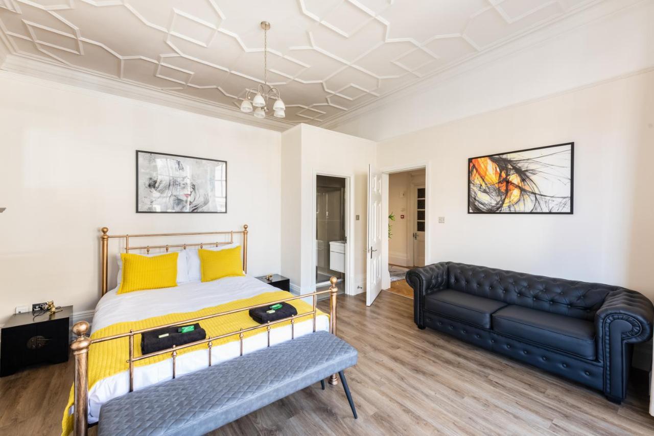 3 Bedroom Garden Apartment Opposite The Beach Brighton Bagian luar foto