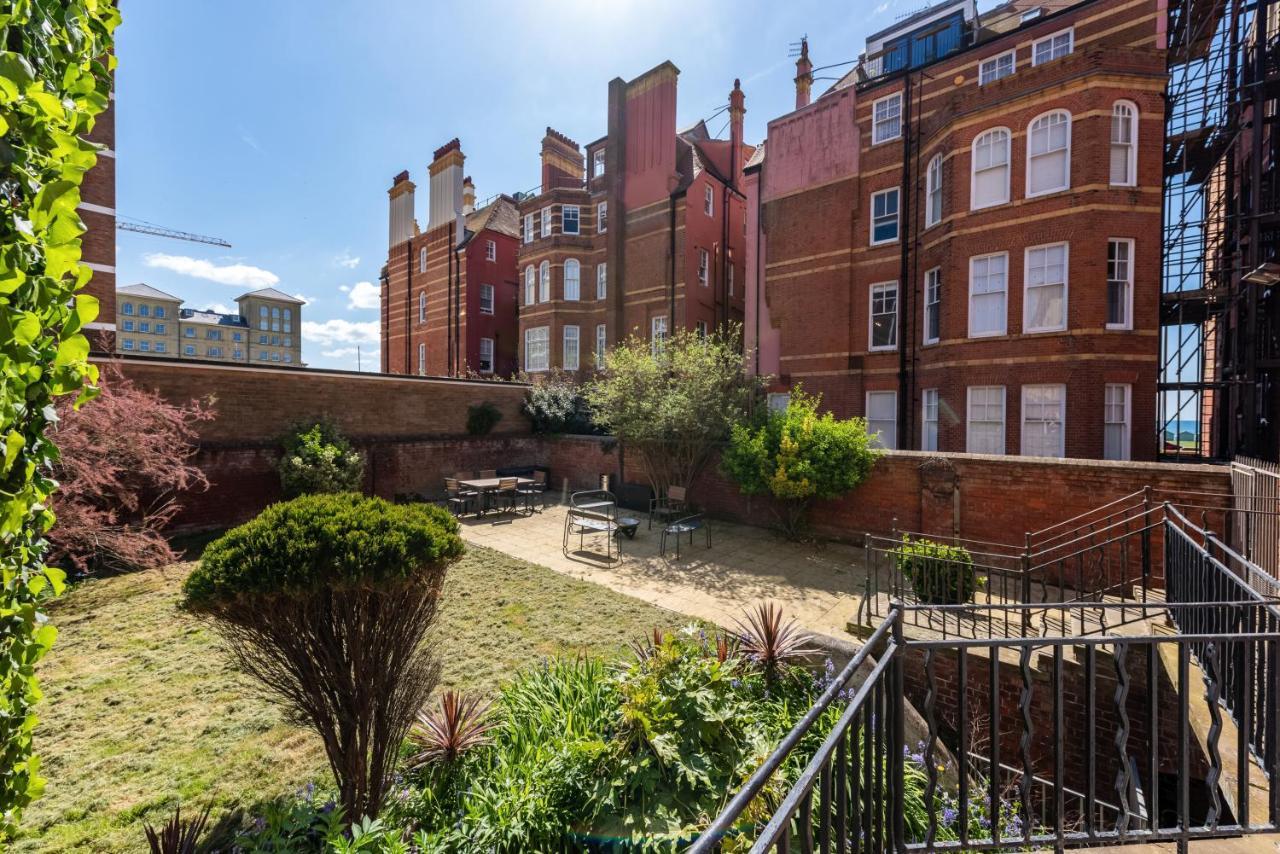 3 Bedroom Garden Apartment Opposite The Beach Brighton Bagian luar foto